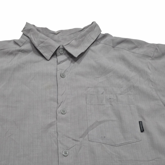 Camisa Columbia Grande L Gris Manga Corta (Usado)