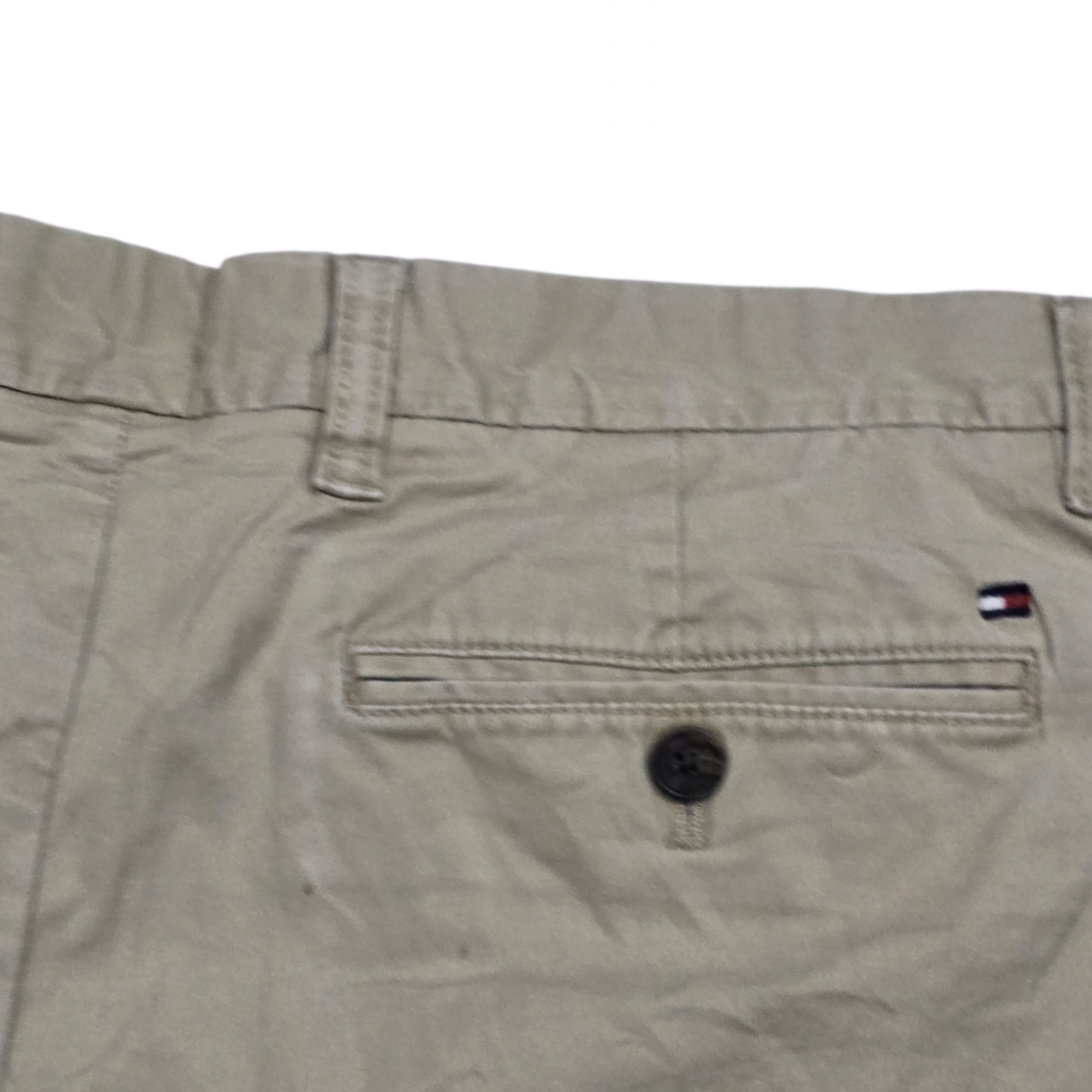 Bermuda Tommy Hilfiger Talla 34 Cafe (Usado)