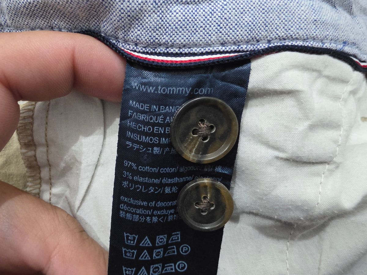 Bermuda Tommy Hilfiger Talla 34 Cafe (Usado)
