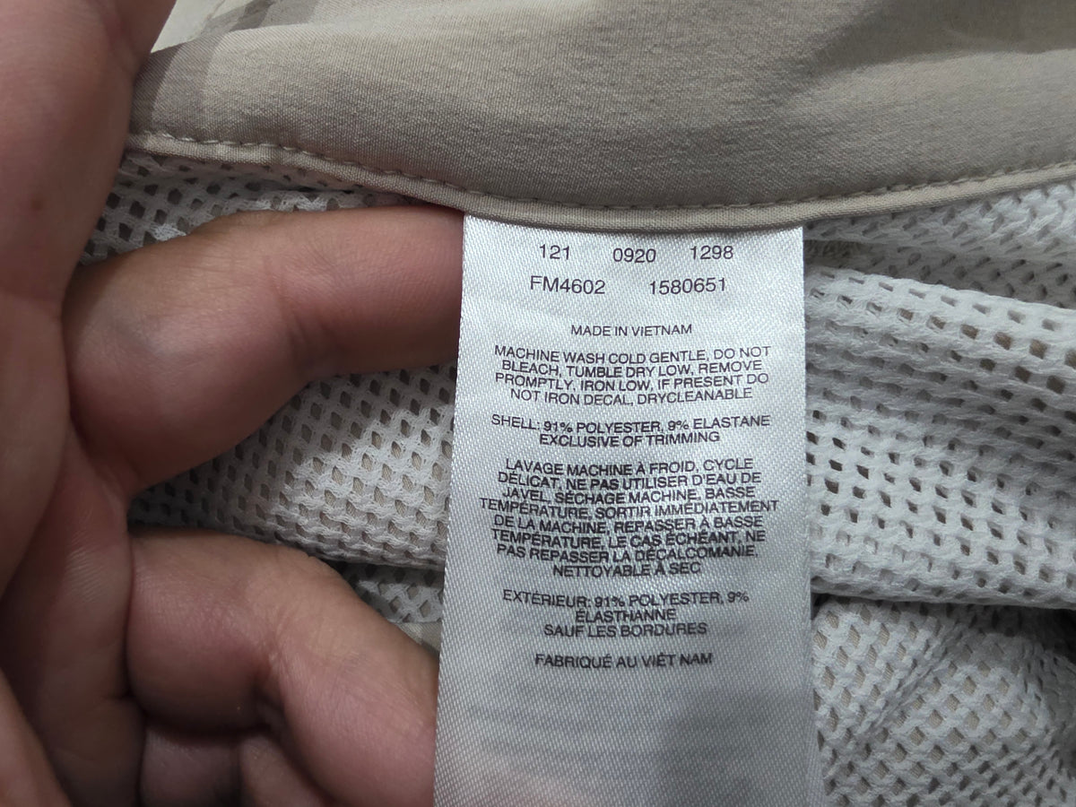 Bermuda Columbia Talla 38 Cafe Claro Bolsa Con Cierre (Usado)