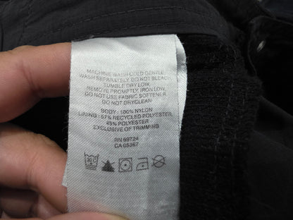 Bermuda Columbia Omnishade Talla 38 Negro (Usado)