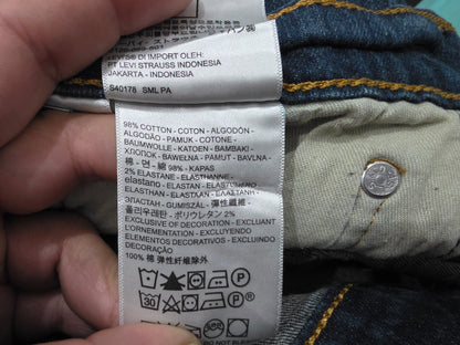 Pantalon Levis 541 42x30 Athletic Taper Azul Marino (Usado)