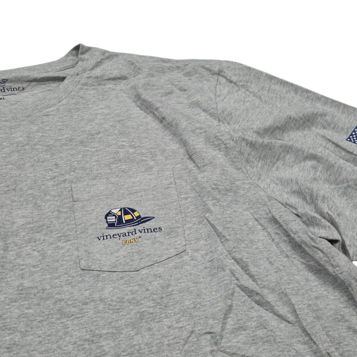 Playera Vineyard Vines 2xl Gris New York (Usado)