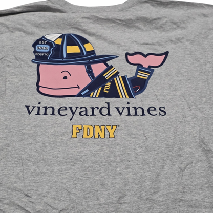 Playera Vineyard Vines 2xl Gris New York (Usado)