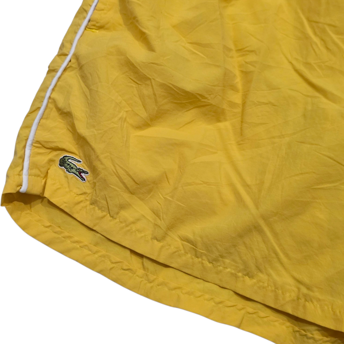 Short Lacoste Grande L Amarillo (Usado)