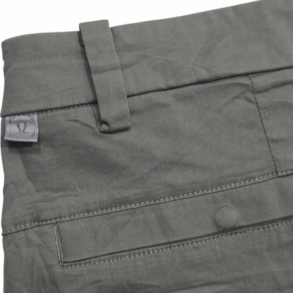 Bermuda Lululemon Talla 34 Verde (Usado)