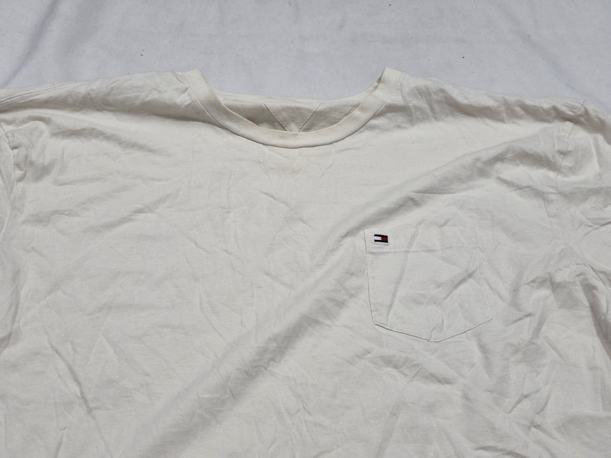 Playera Tommy Hilfiger 2xl Beige (Usado)