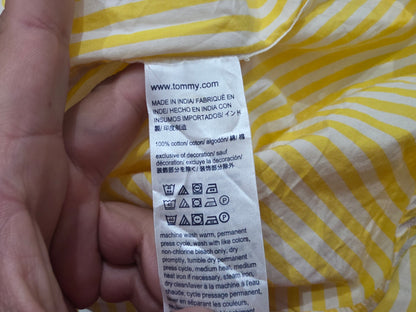 Camisa Tommy Hilfiger 2xl Classic Fit Amarillo Lineas (Usado)