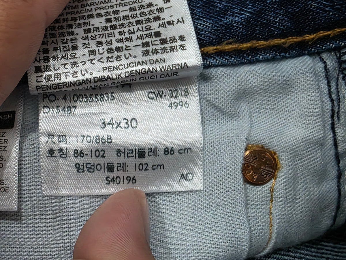 Pantalon Levis 501 34x30 Recto Clasico Azul Marino (Usado)