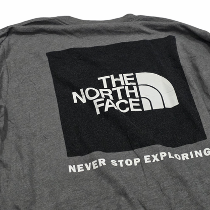 Playera The North Face Chico S Gris Manga Larga (Usado)