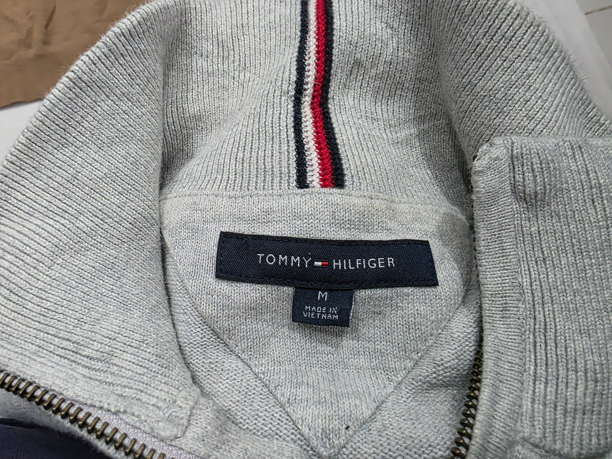 Sueter Tommy Hilfiger Mediano M Gris Cierre Corto (Usado)