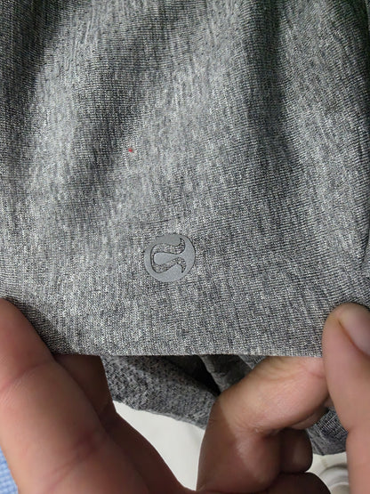 Playera Manga Larga Lululemon Grande L Gris (Usado)