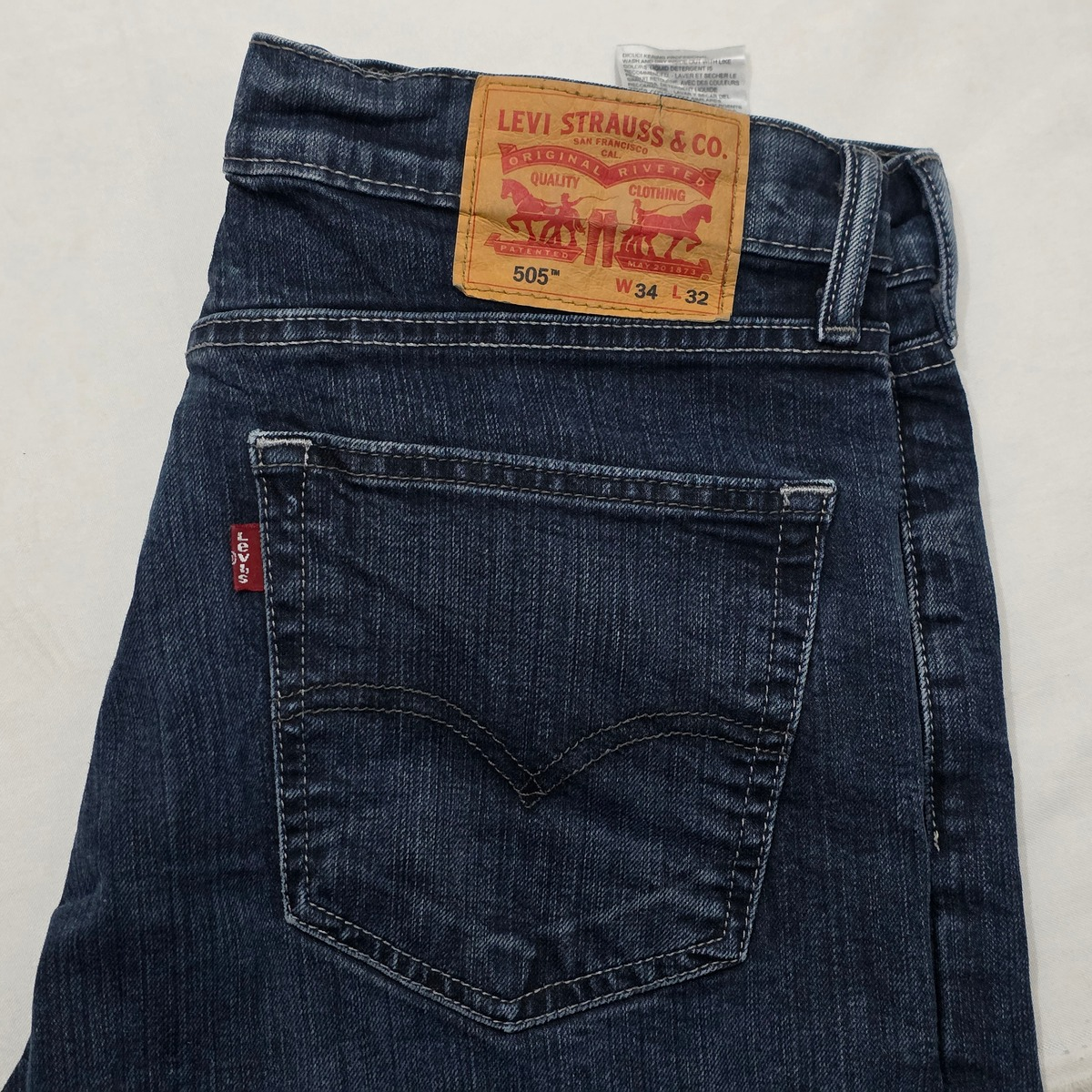 Pantalon Levis 505 34x32 Azul Marino Oscuro (Usado)
