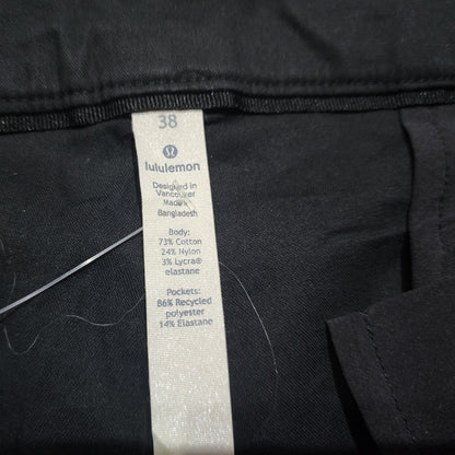 Bermuda Lululemon Talla 38 Negro