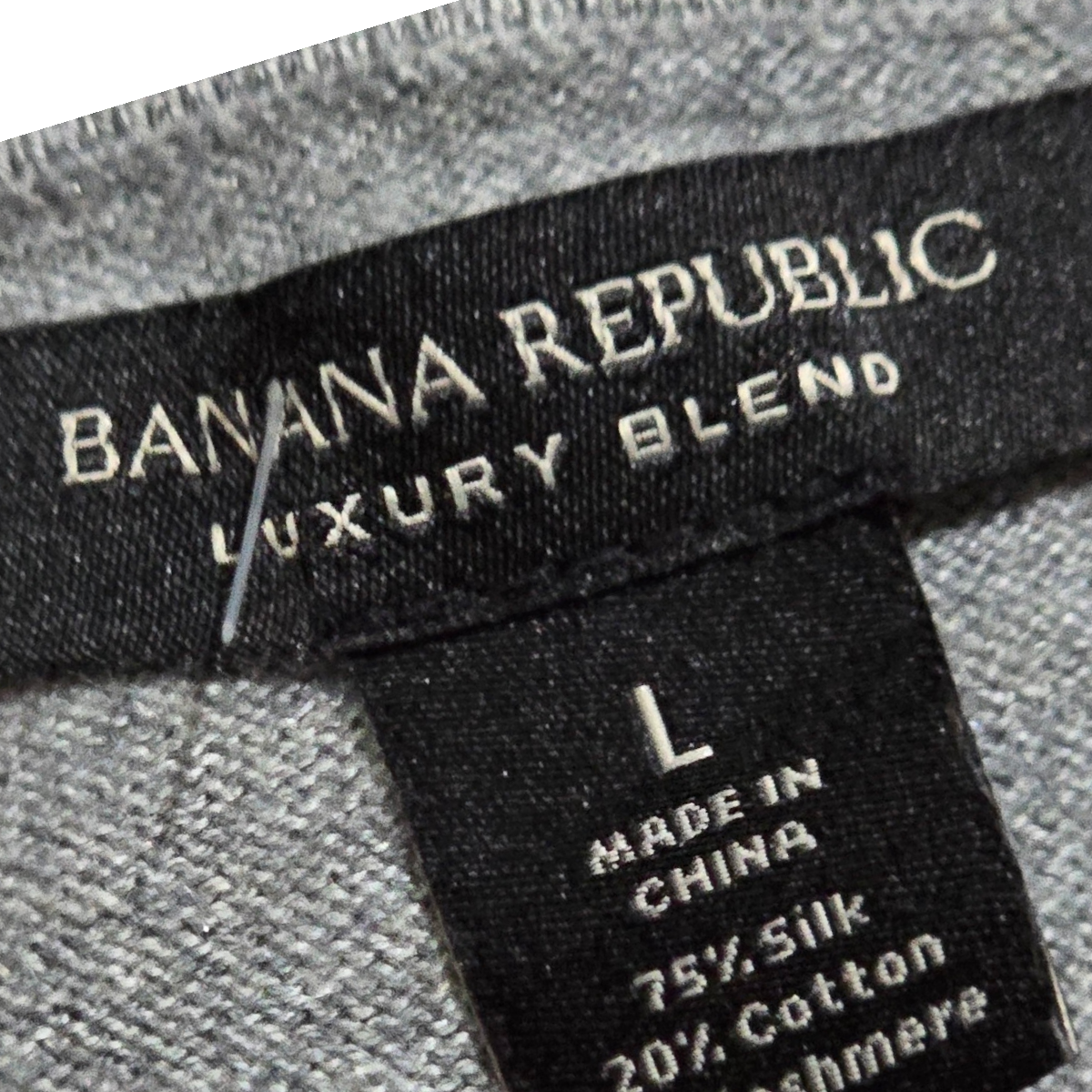 Sueter Banana Republic Grande L Gris Luxury Blend