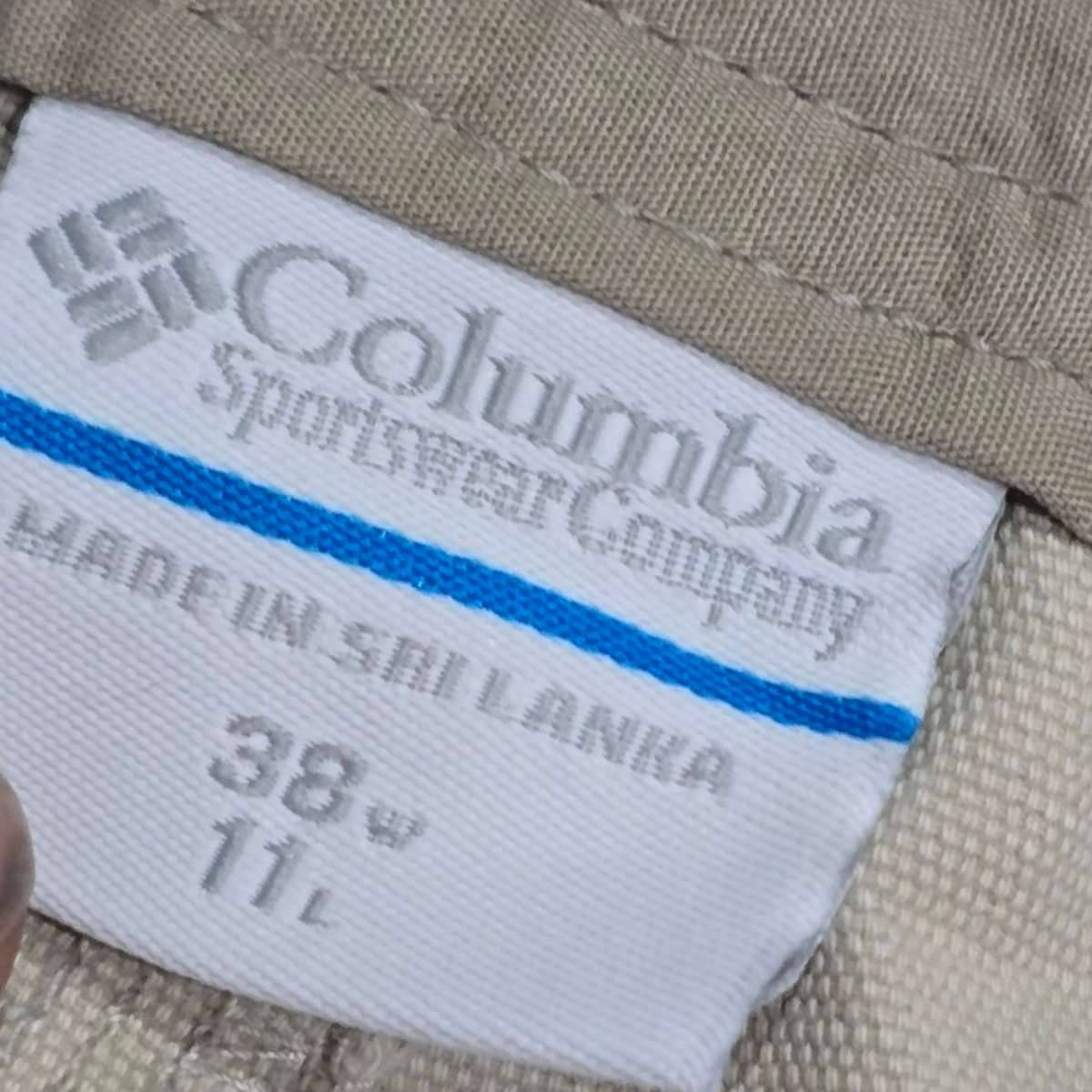 Bermuda Columbia Talla 38 Cafe