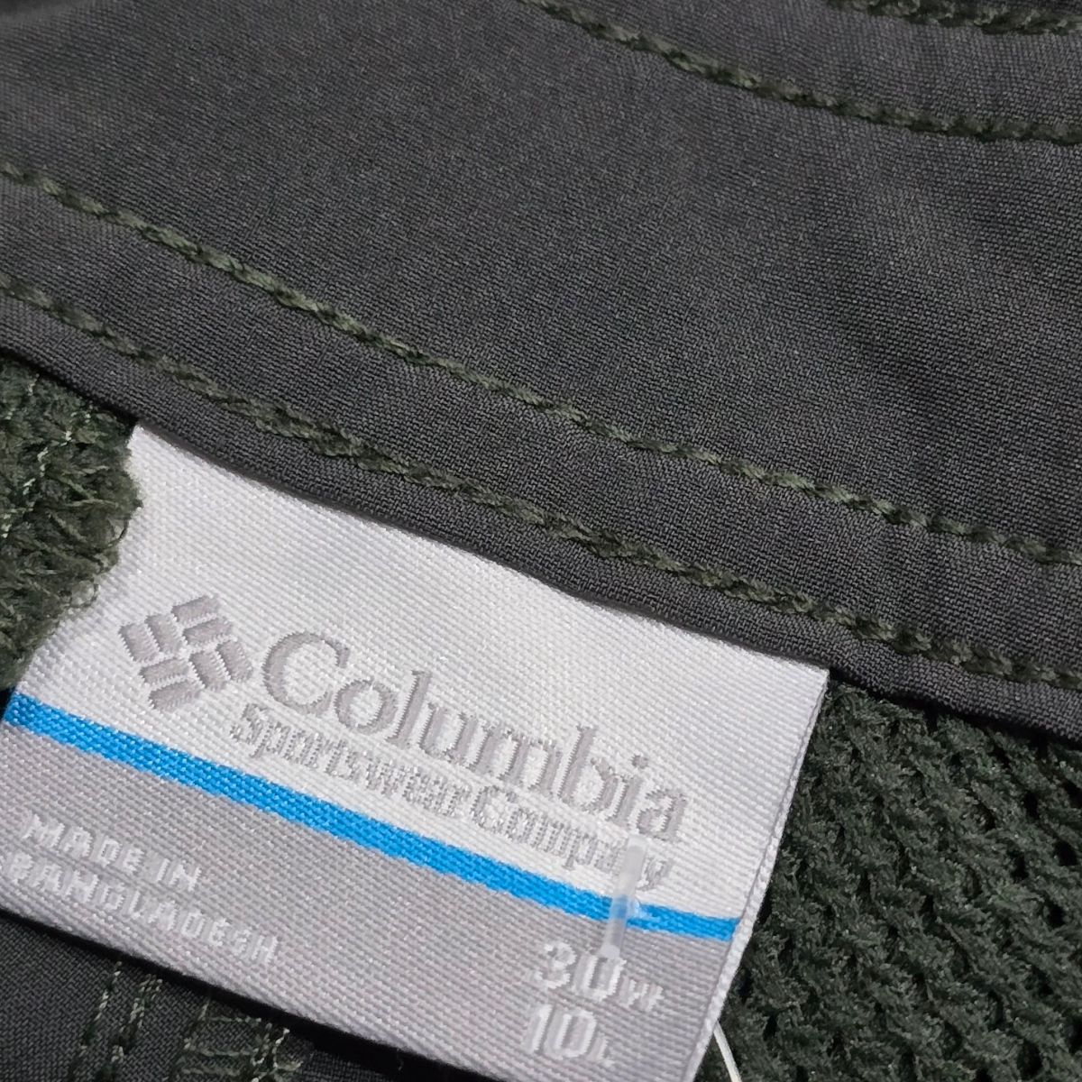 Short Columbia Pfg Talla 30 Verde