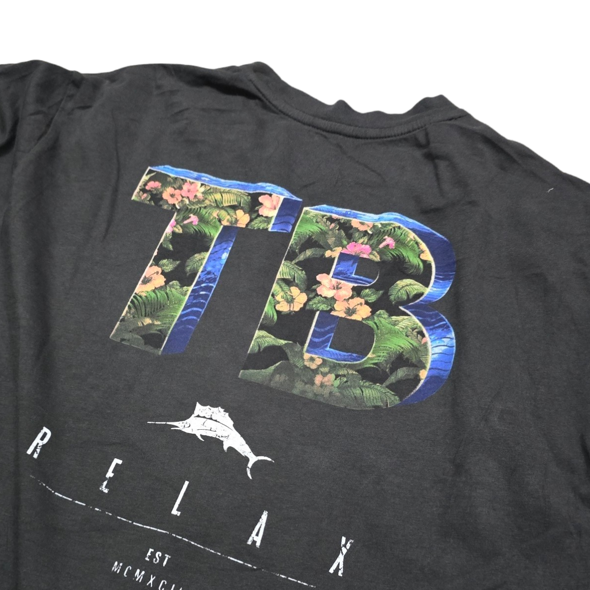 Playera Tommy Bahama Chico S Relax Fit