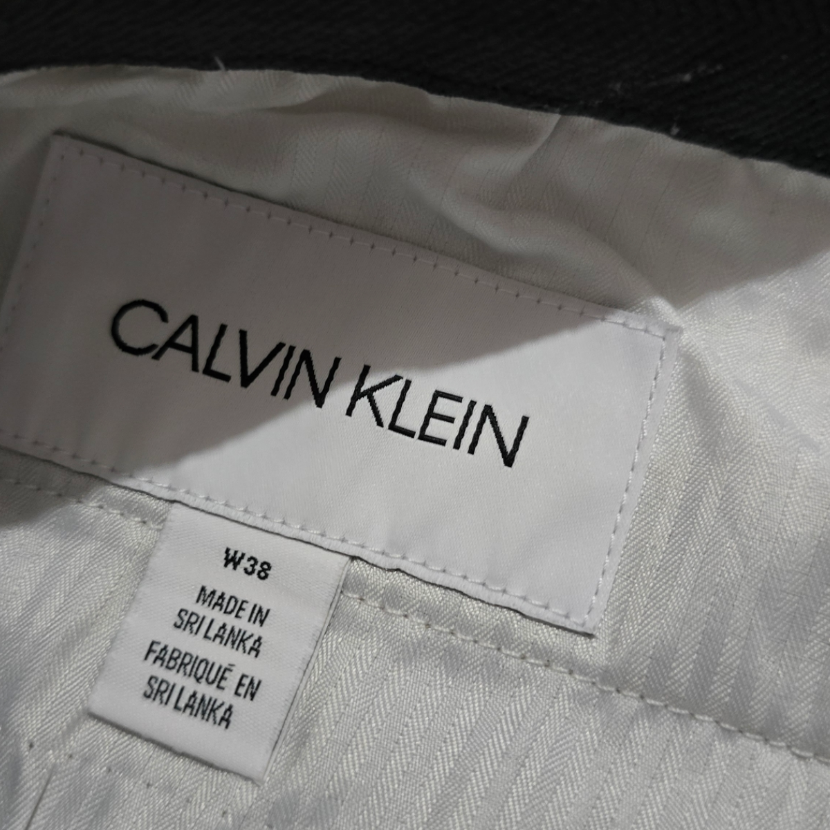 Bermuda Calvin Klein Talla 38 Cafe Oscuro