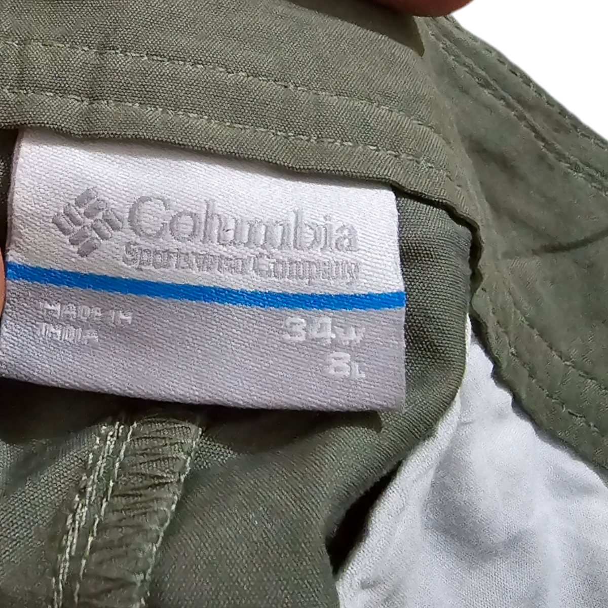 Short Columbia Talla 34 Verde