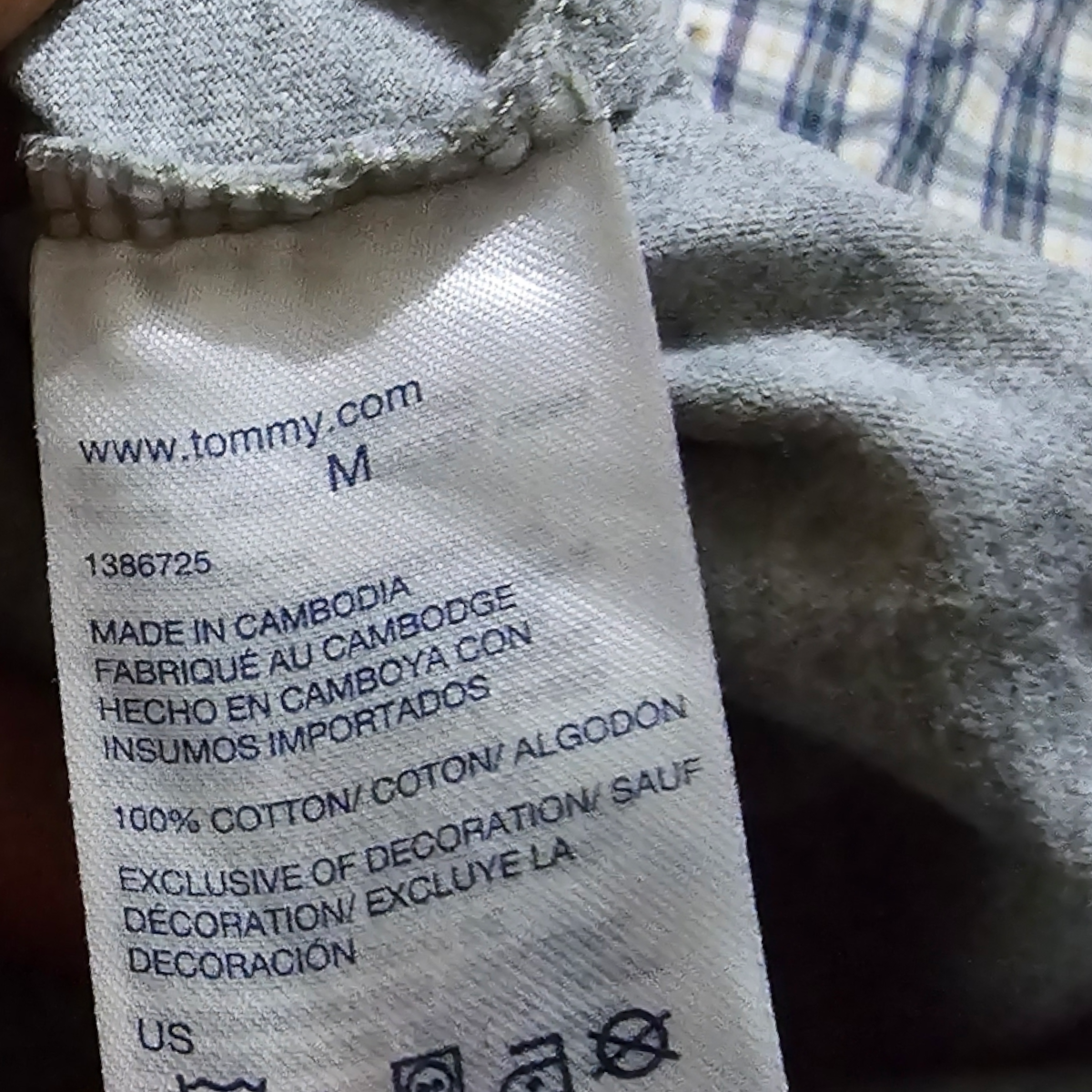 Playera Tommy Hilfiger Mediana M Gris (Usado)