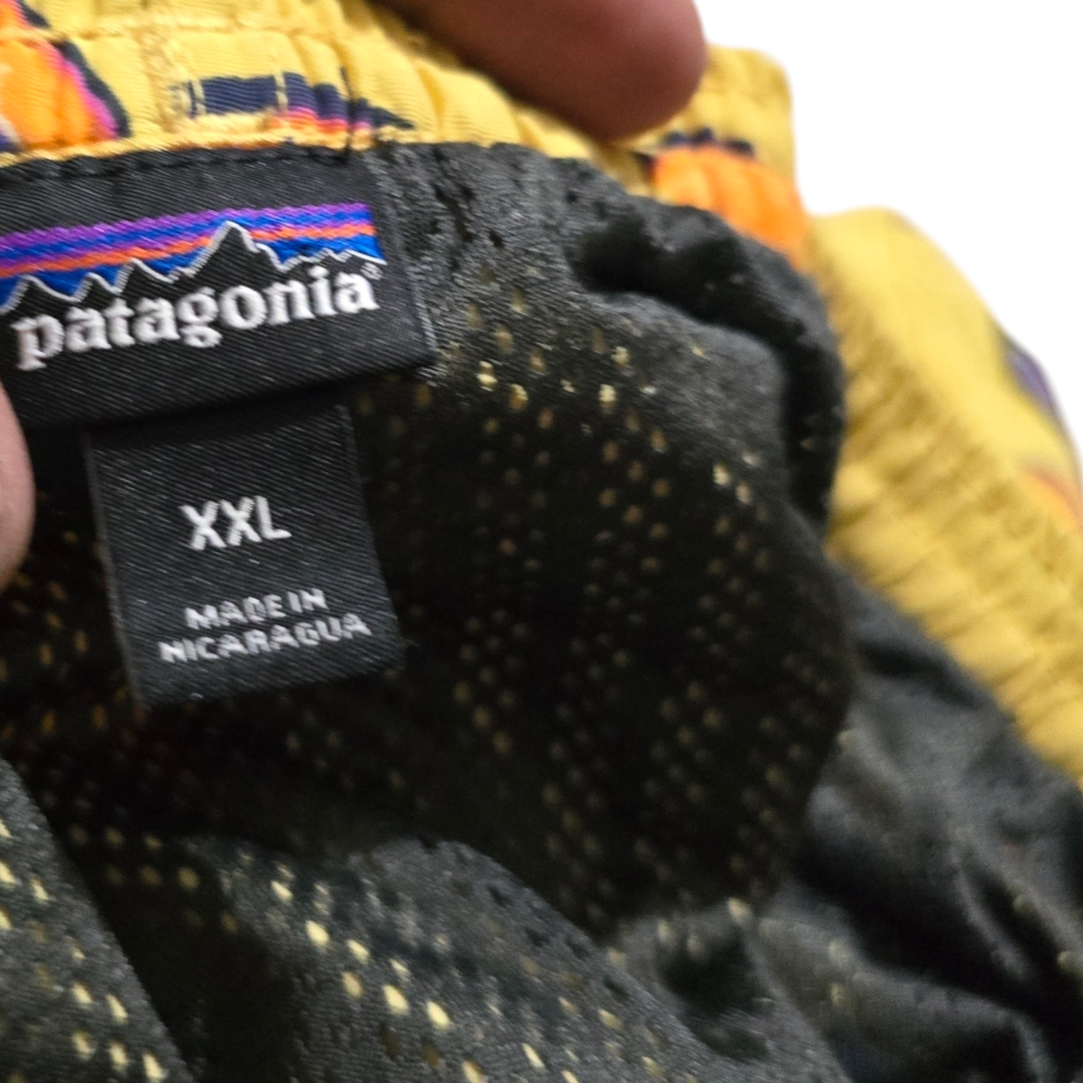 Short Patagonia Xxl Amarillo Figuras (Usado)