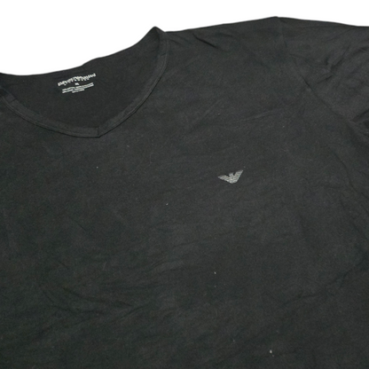 Playera Emporio Armani Xgrande Xl Negra (Usado)