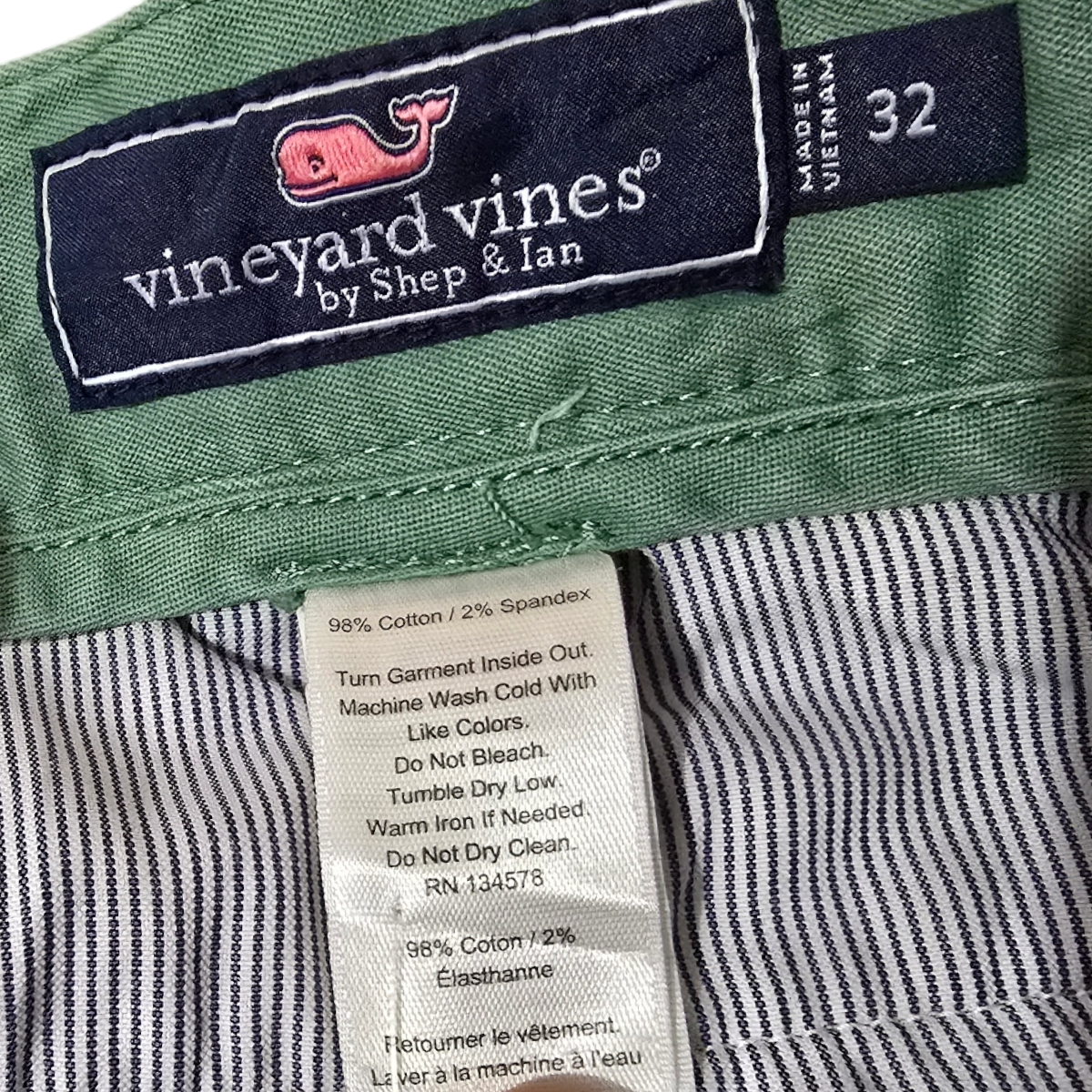 Bermuda Vineyard Vines Talla 32 Verde