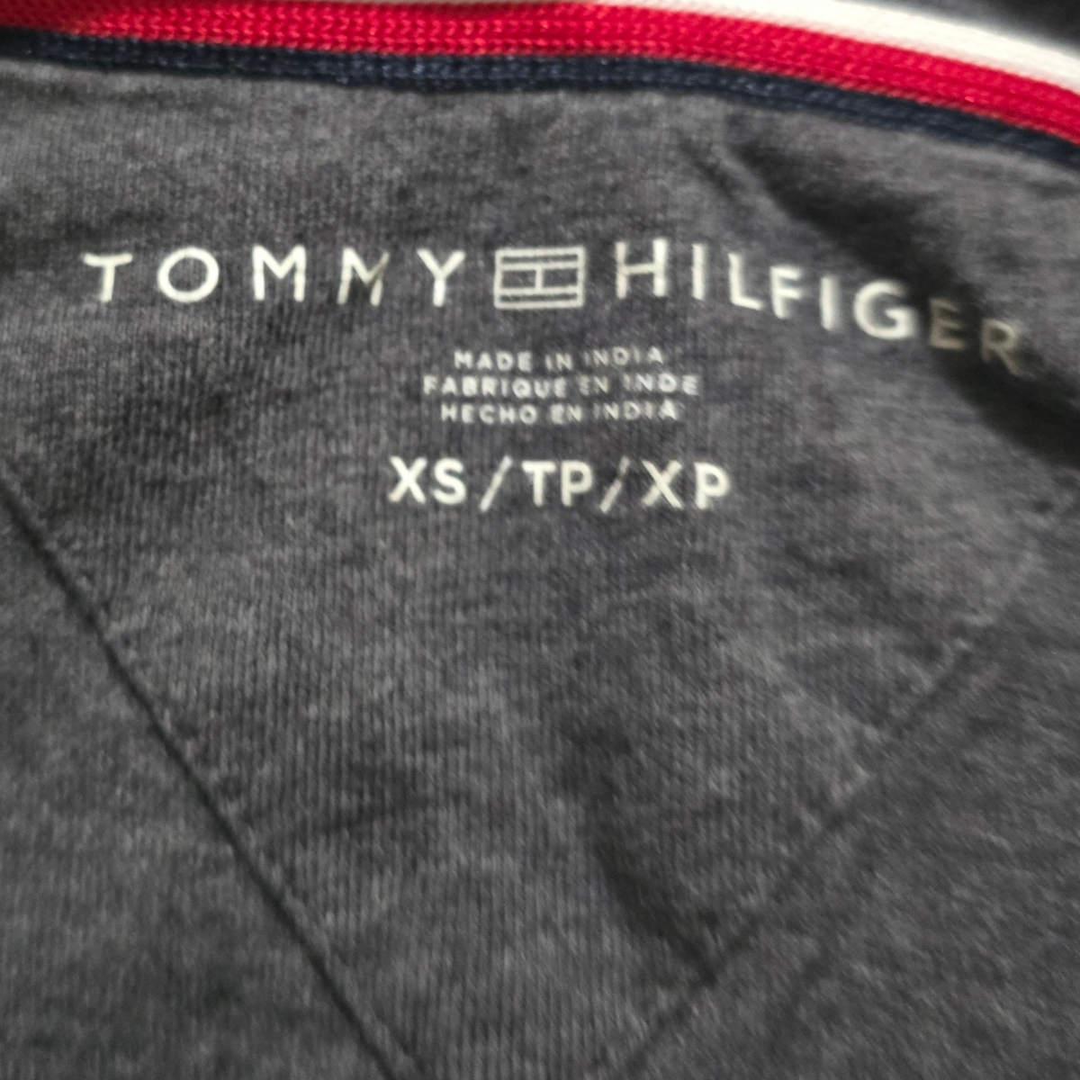 Playera Tommy Hilfiger Xchico Xs Gris