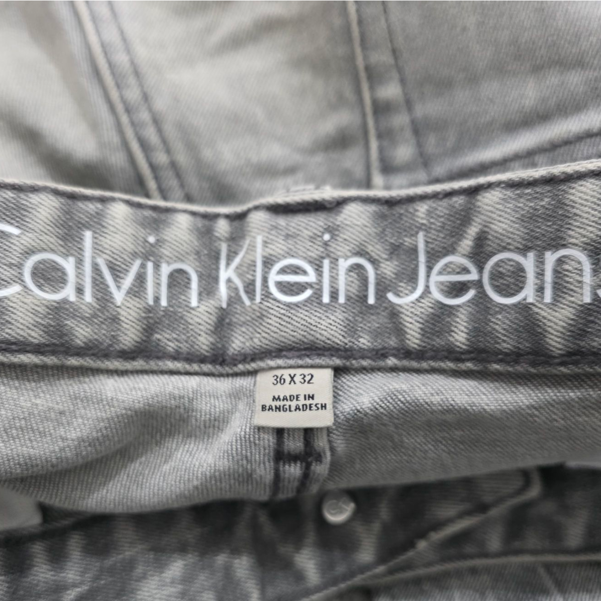Pantalon Calvin Klein 36x30 Gris Recto