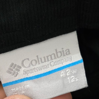 Bermuda Columbia Talla 42 Negro