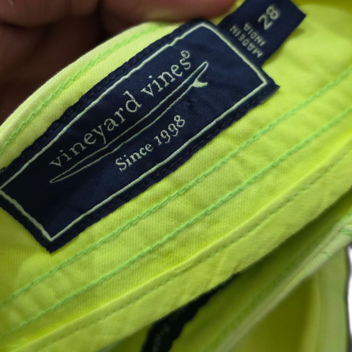 Bermuda Vineyard Vines Fosforescente Verde Talla 28