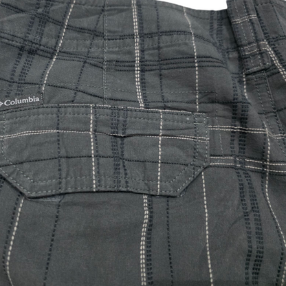 Bermuda Cargo Columbia Talla 34 Cuadro Gris