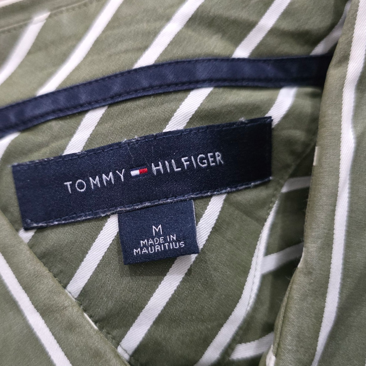 Camisa Tommy Hilfiger Mediana M Verde Lineas Blancas