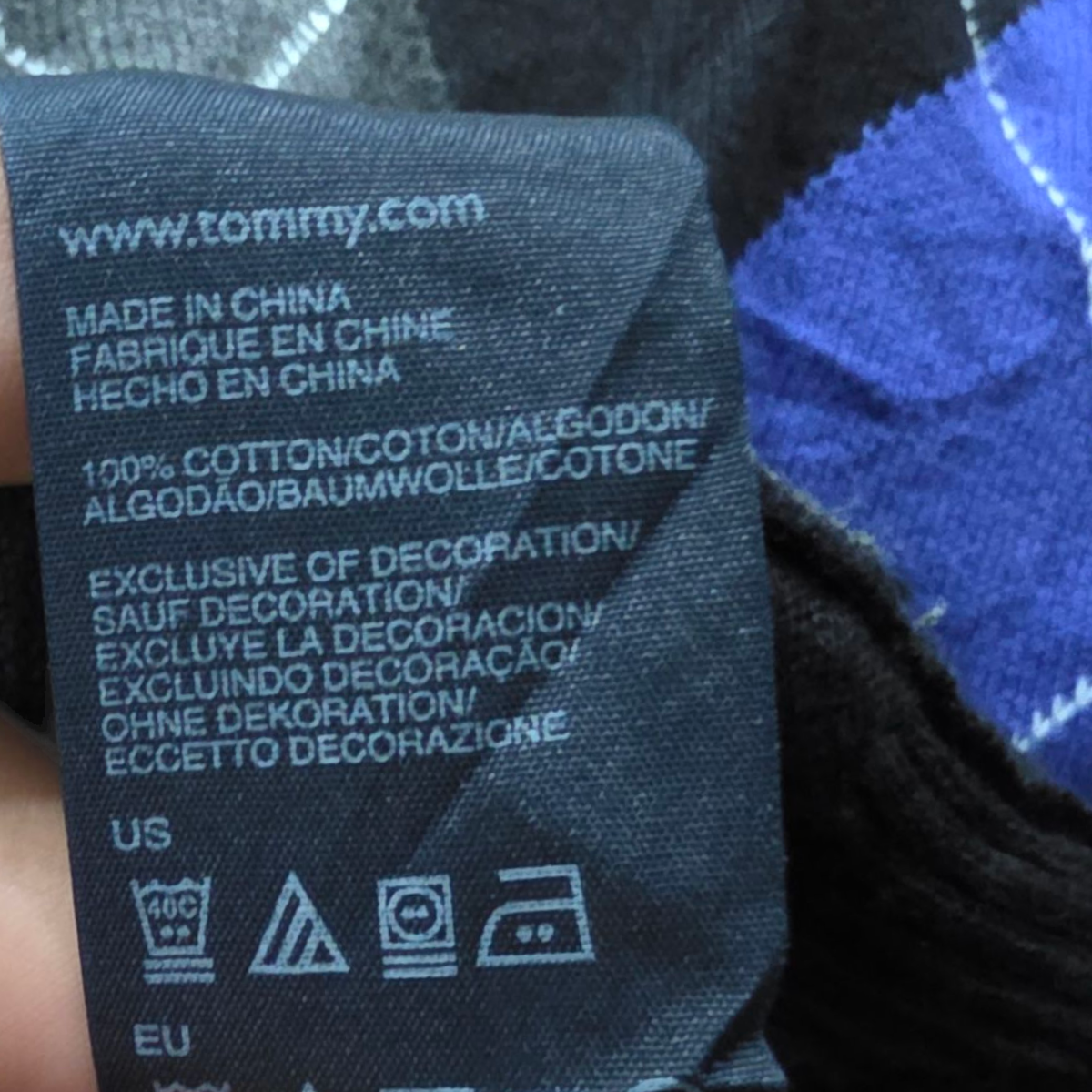Sueter Tommy Hilfiger Xxl Negro Figuras