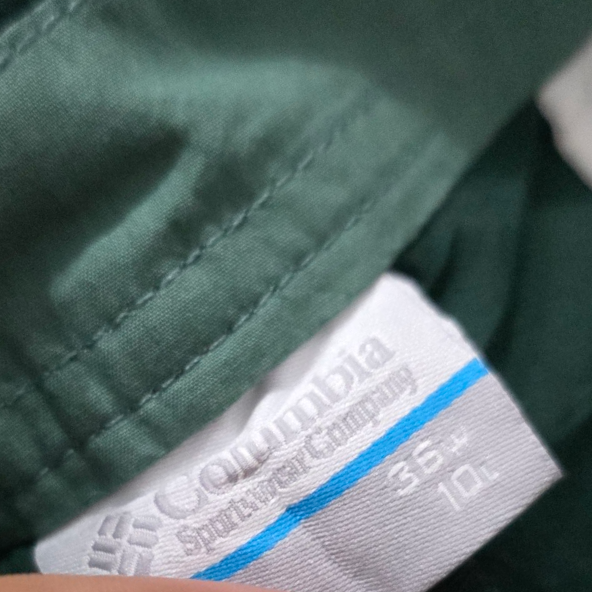 Bermuda Regular Columbia Talla 36 Verde