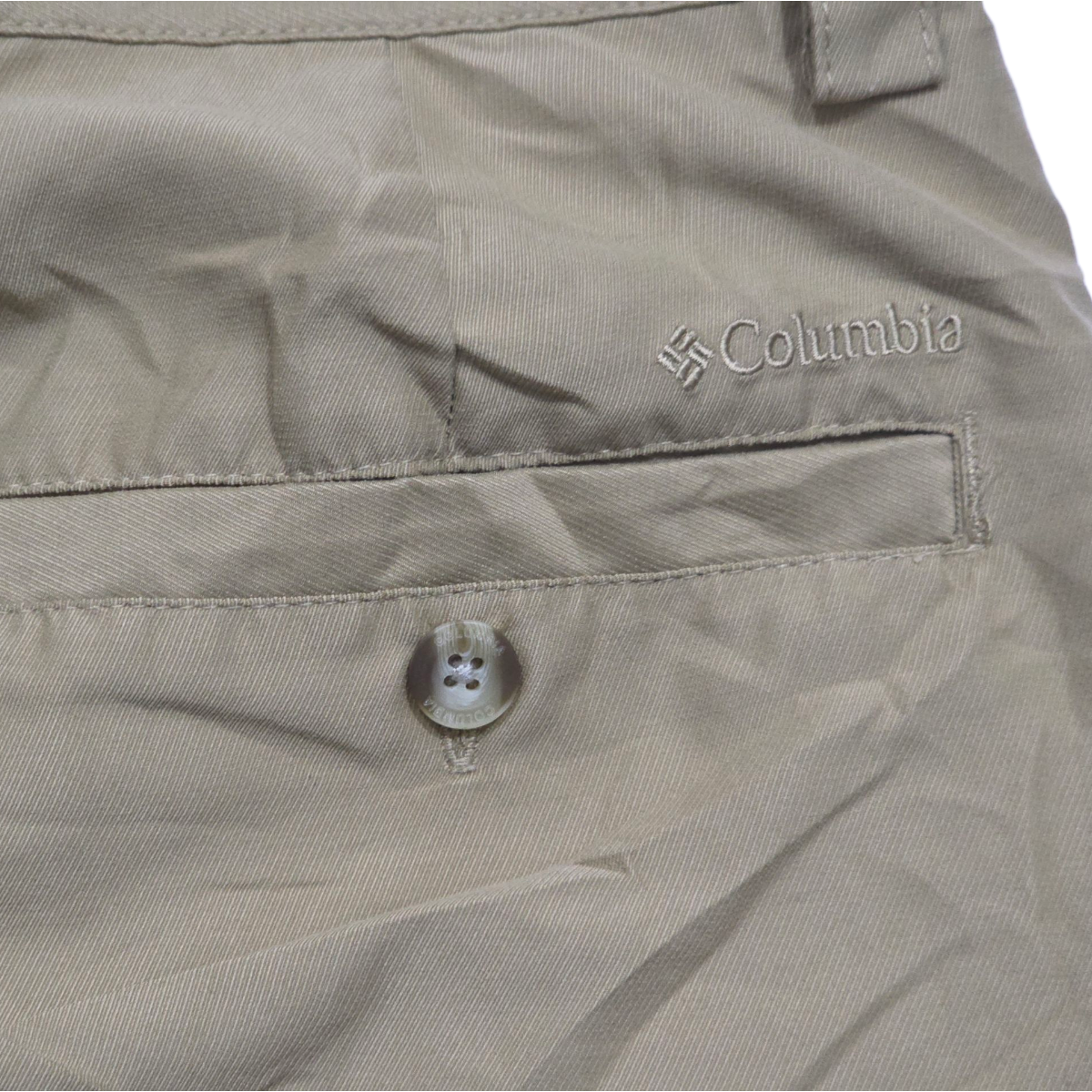 Bermuda Columbia Talla 34 Cafe (Usado)